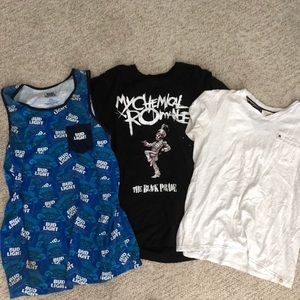 T-shirt bundle. All size L